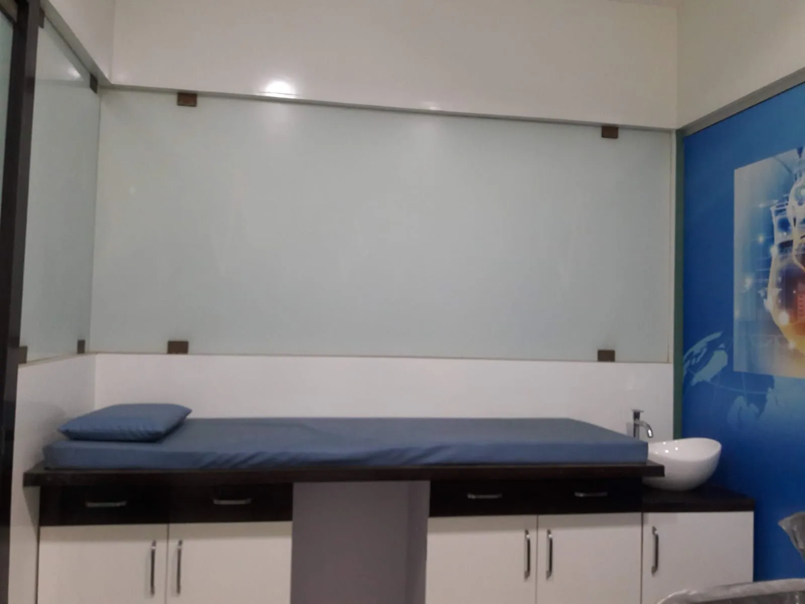 Consulting & Diagnostics Chamber - Before & After Dental Treatment